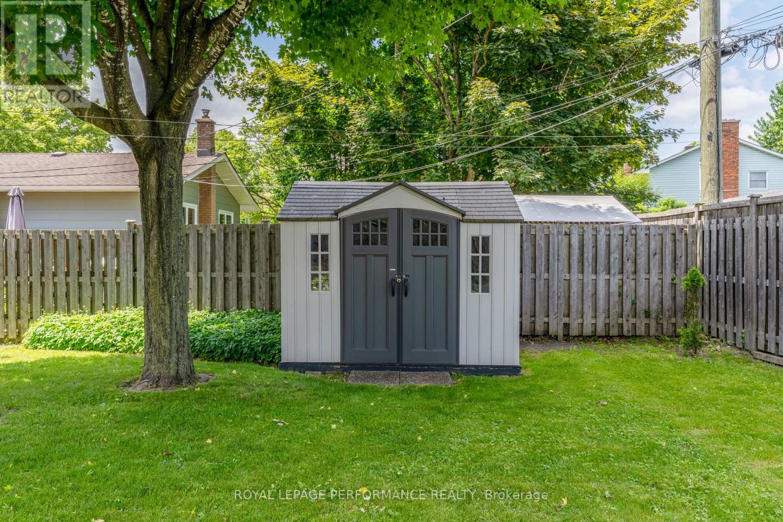 1989 Michigan Avenue