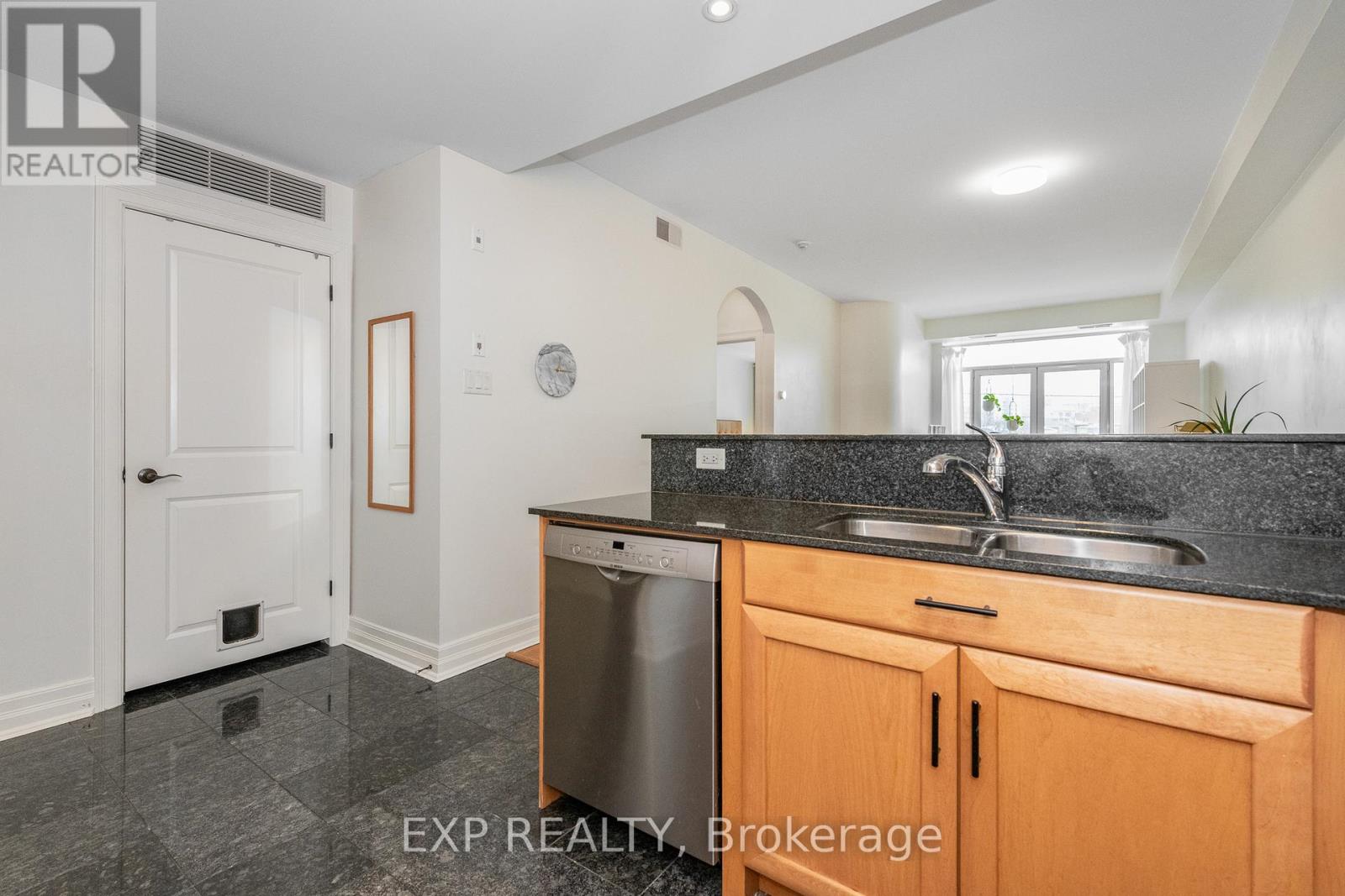 312 - 320 Mcleod Street