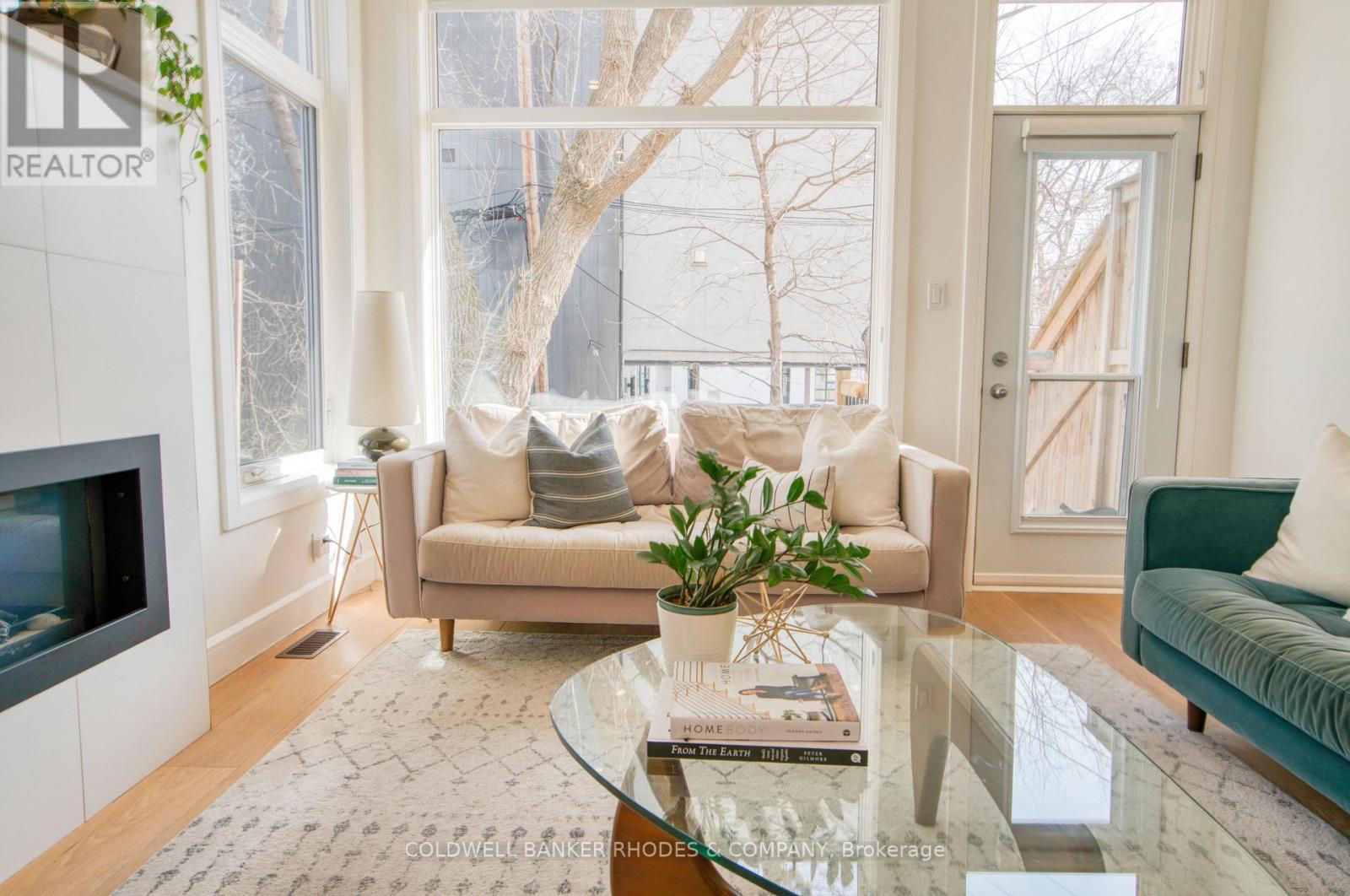 103a Stirling Avenue