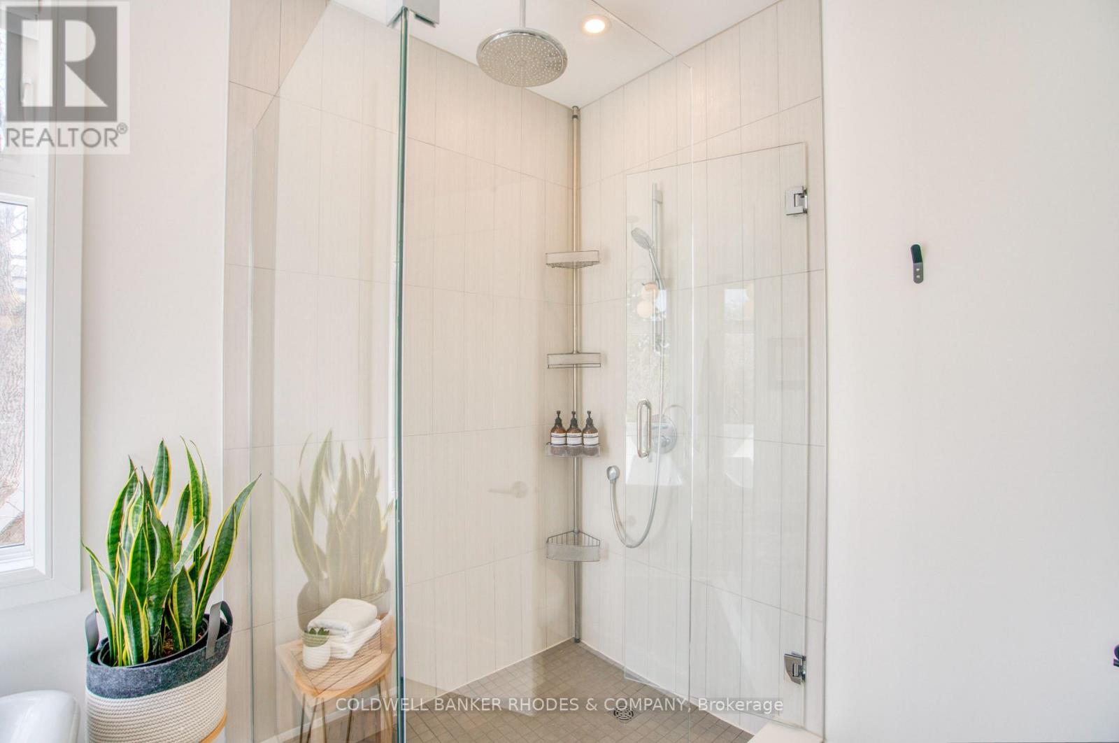 103a Stirling Avenue