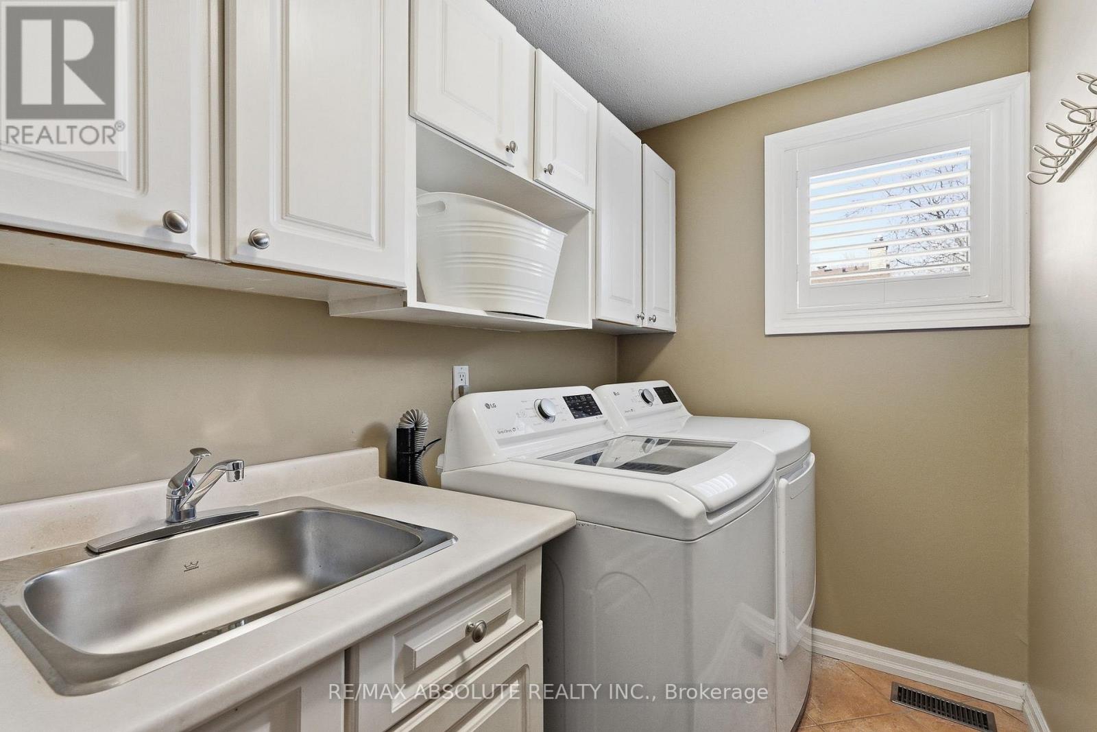 1594 St Georges Street