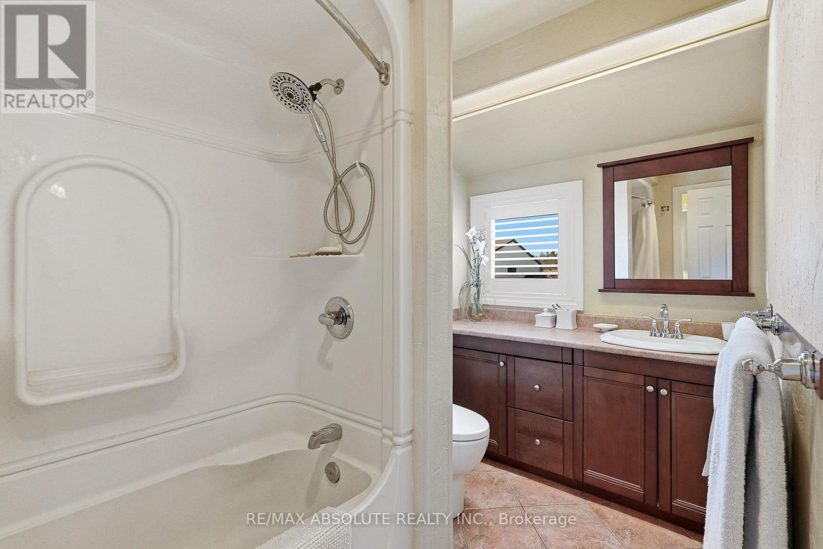 1594 St Georges Street