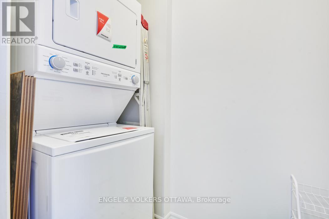 5 - 165 Waterbridge Drive