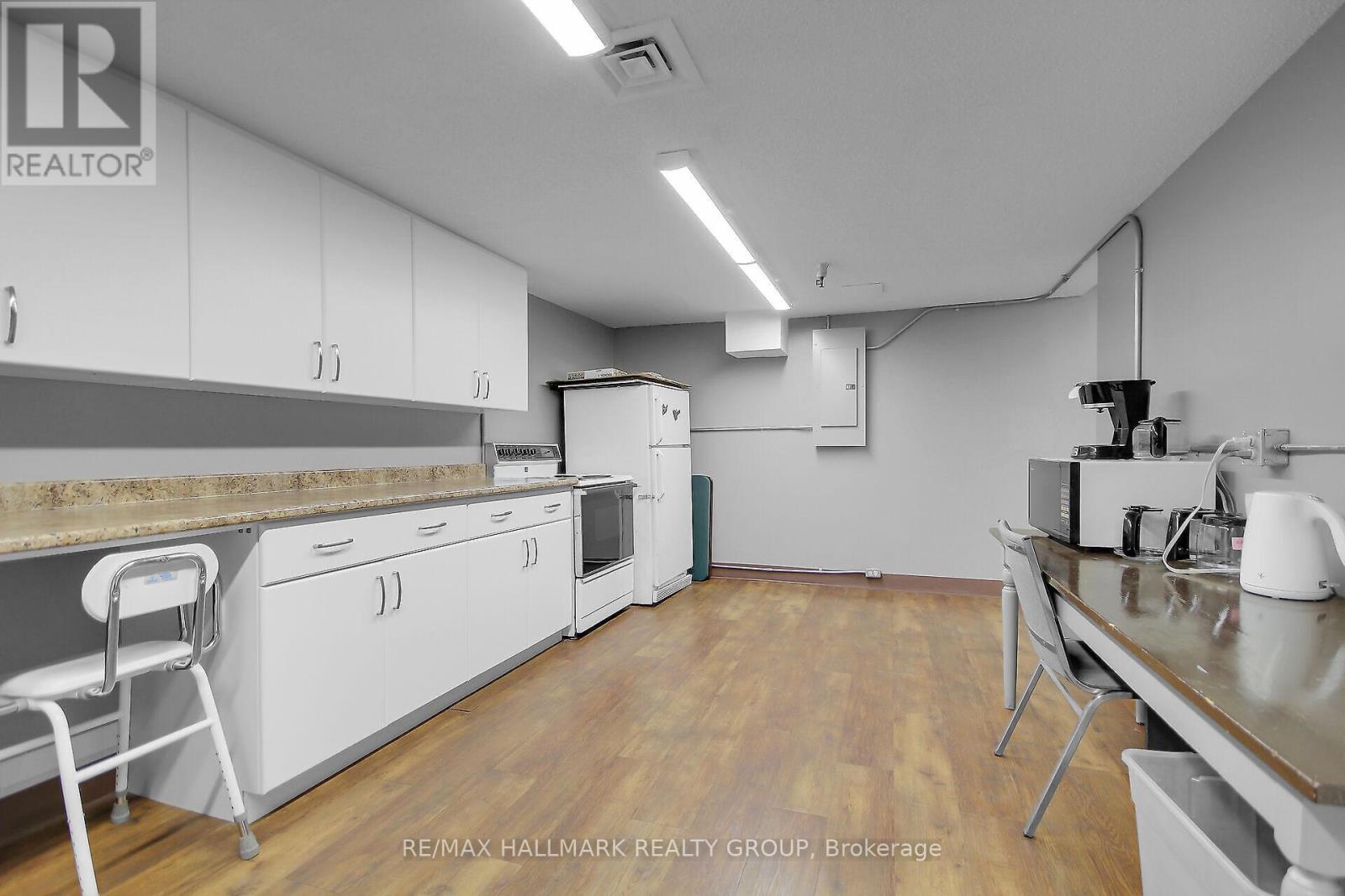 504 - 1505 Baseline Road