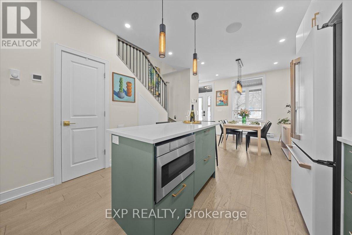 185 Deschamps Avenue