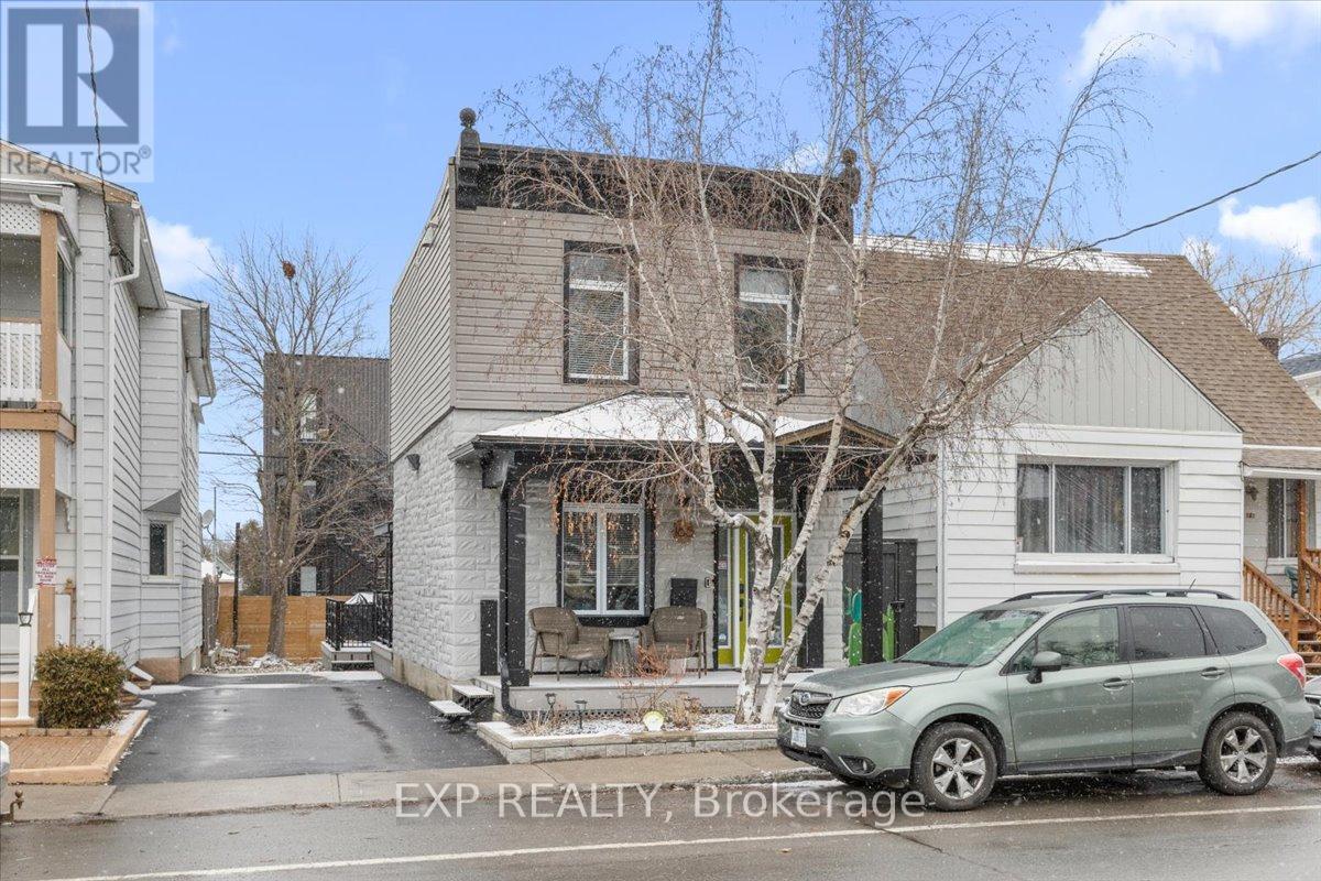 185 Deschamps Avenue