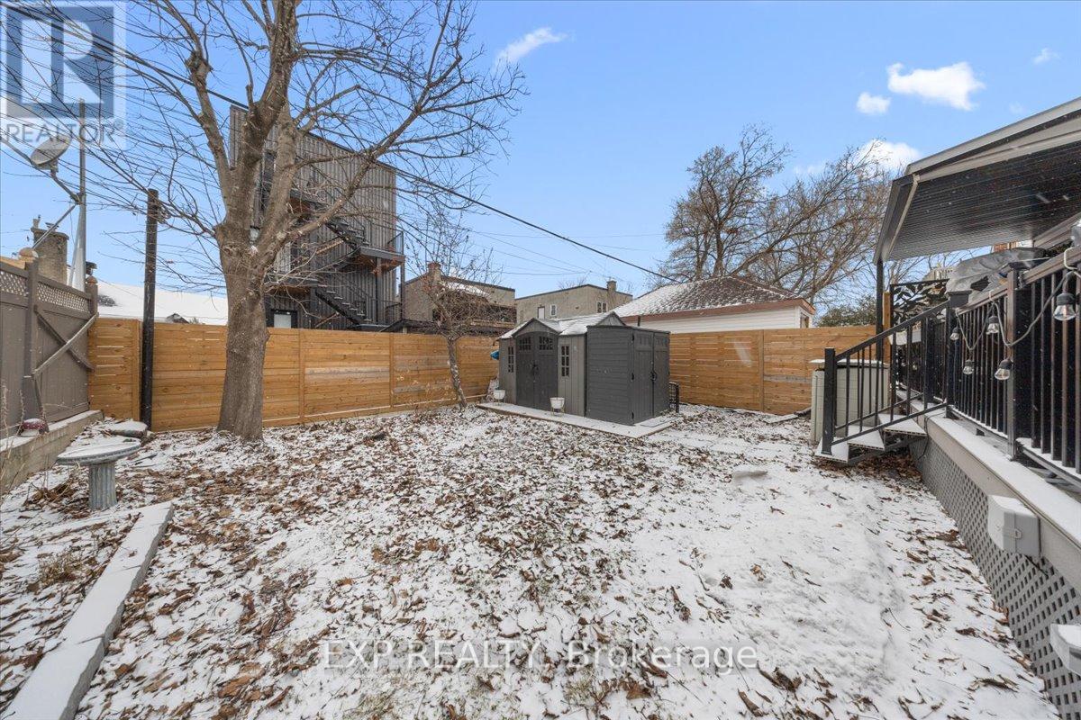 185 Deschamps Avenue