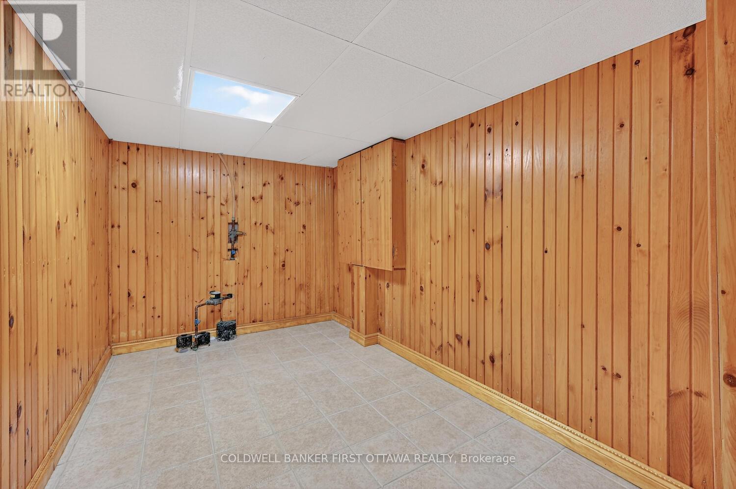 102 Windance Crescent