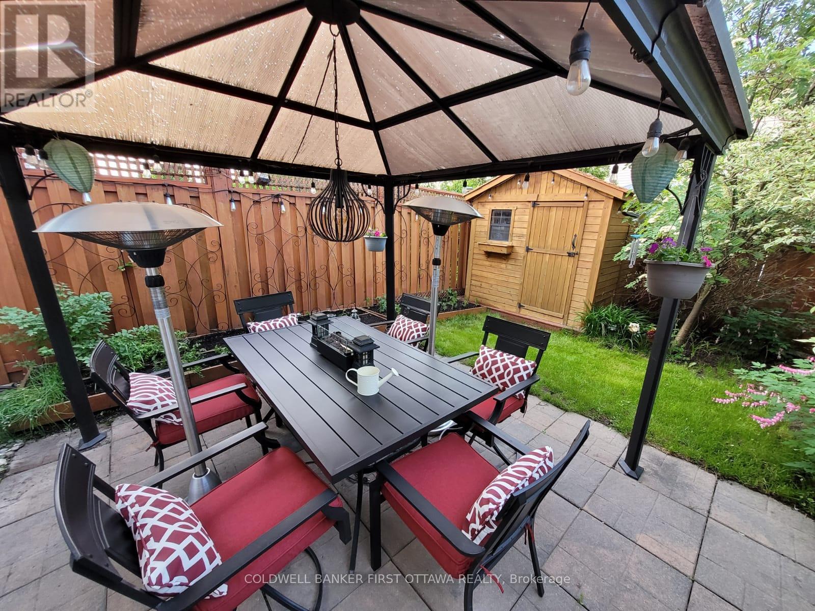 102 Windance Crescent