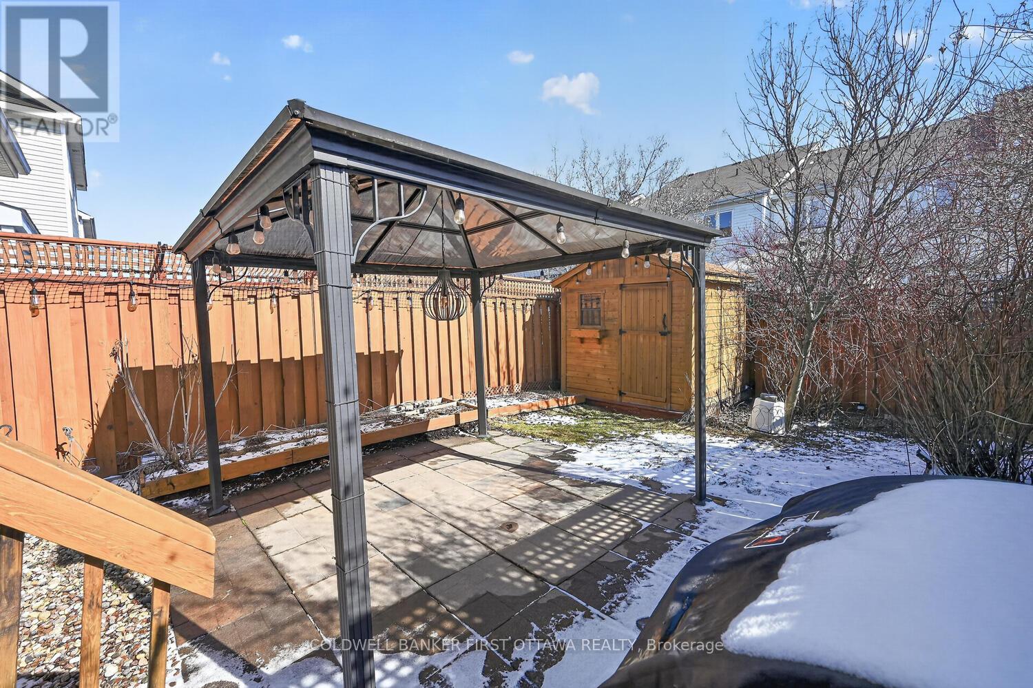 102 Windance Crescent