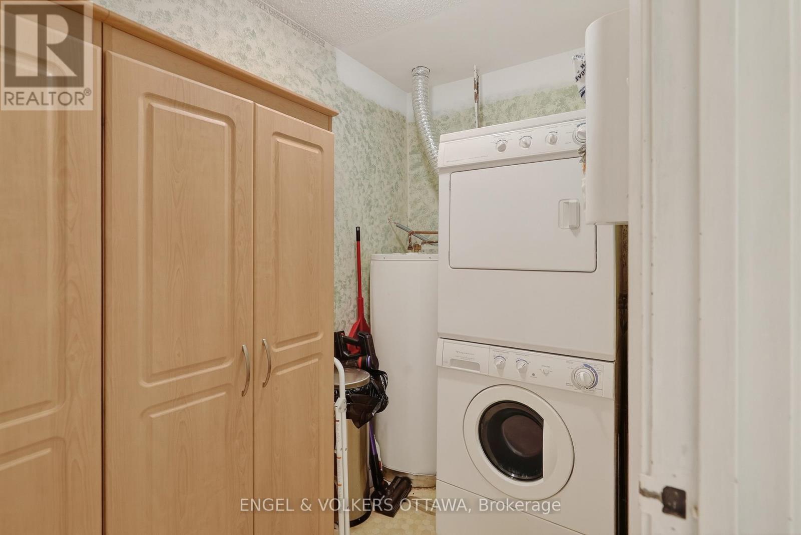 208 - 6 Terrace Drive