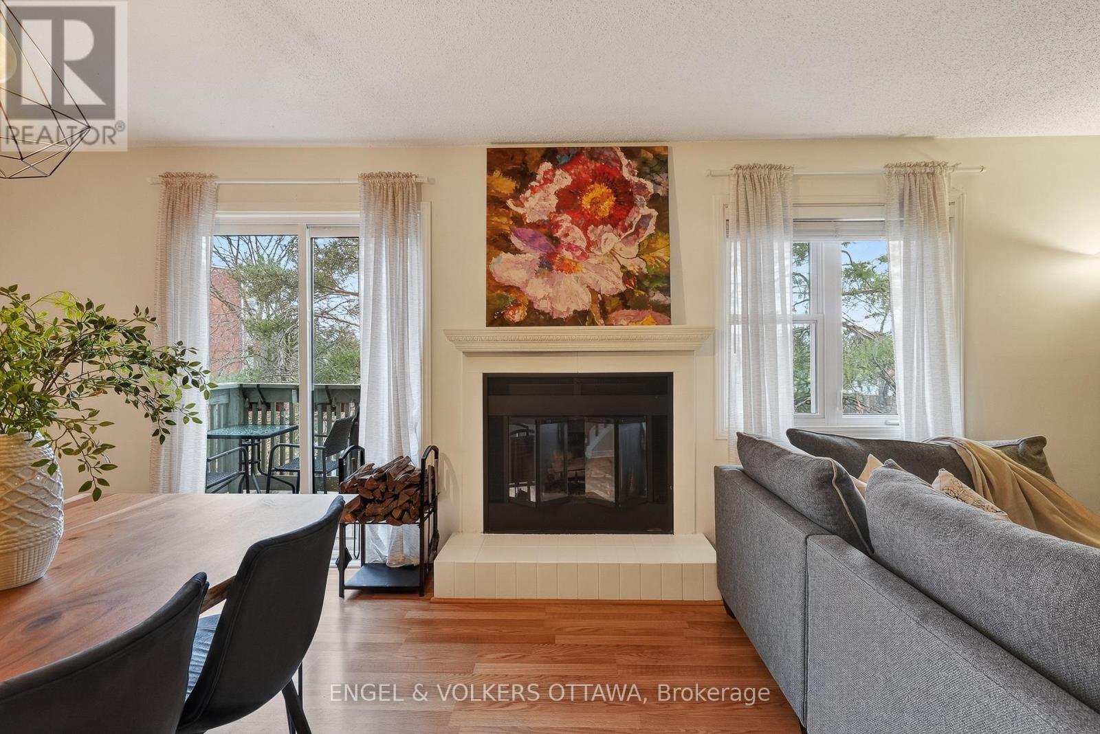 208 - 6 Terrace Drive