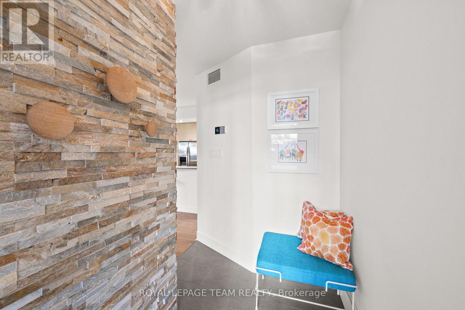 202d - 1 Columbus Avenue