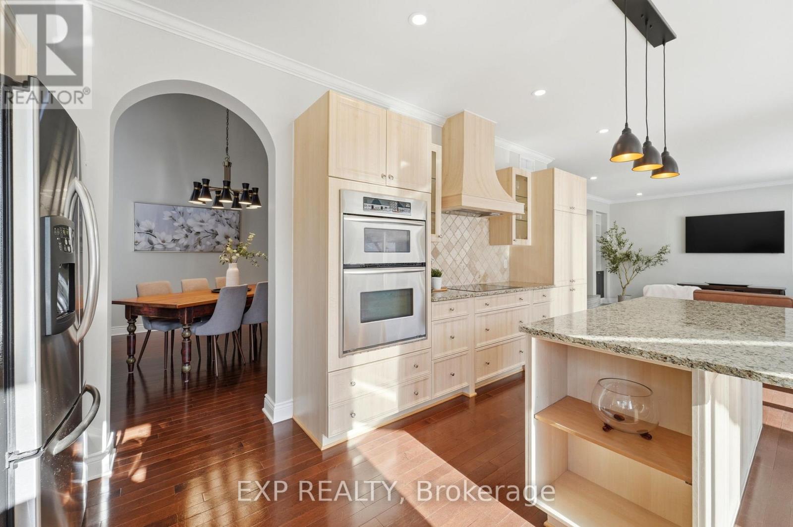 509 Clarington Avenue