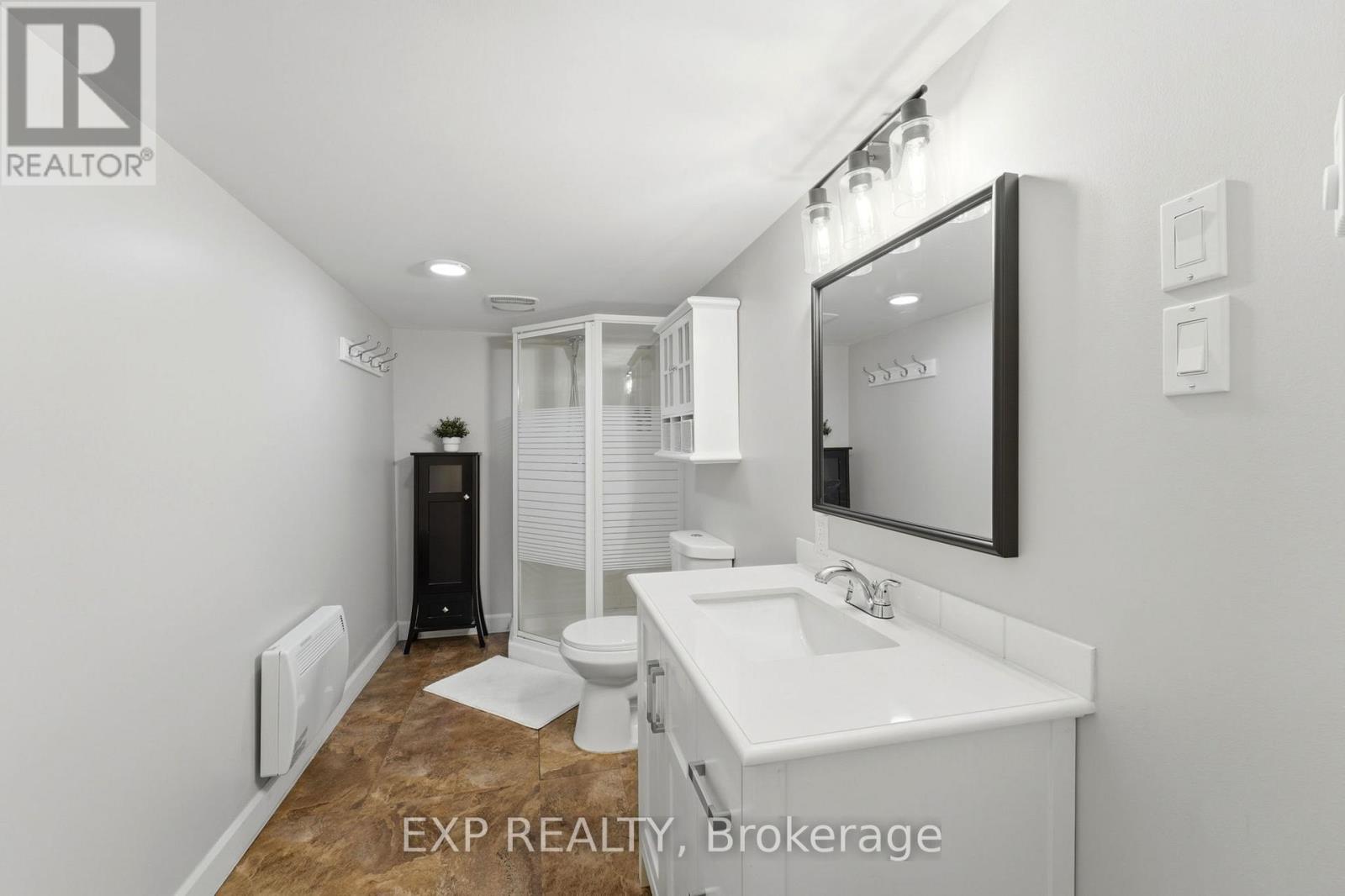 509 Clarington Avenue