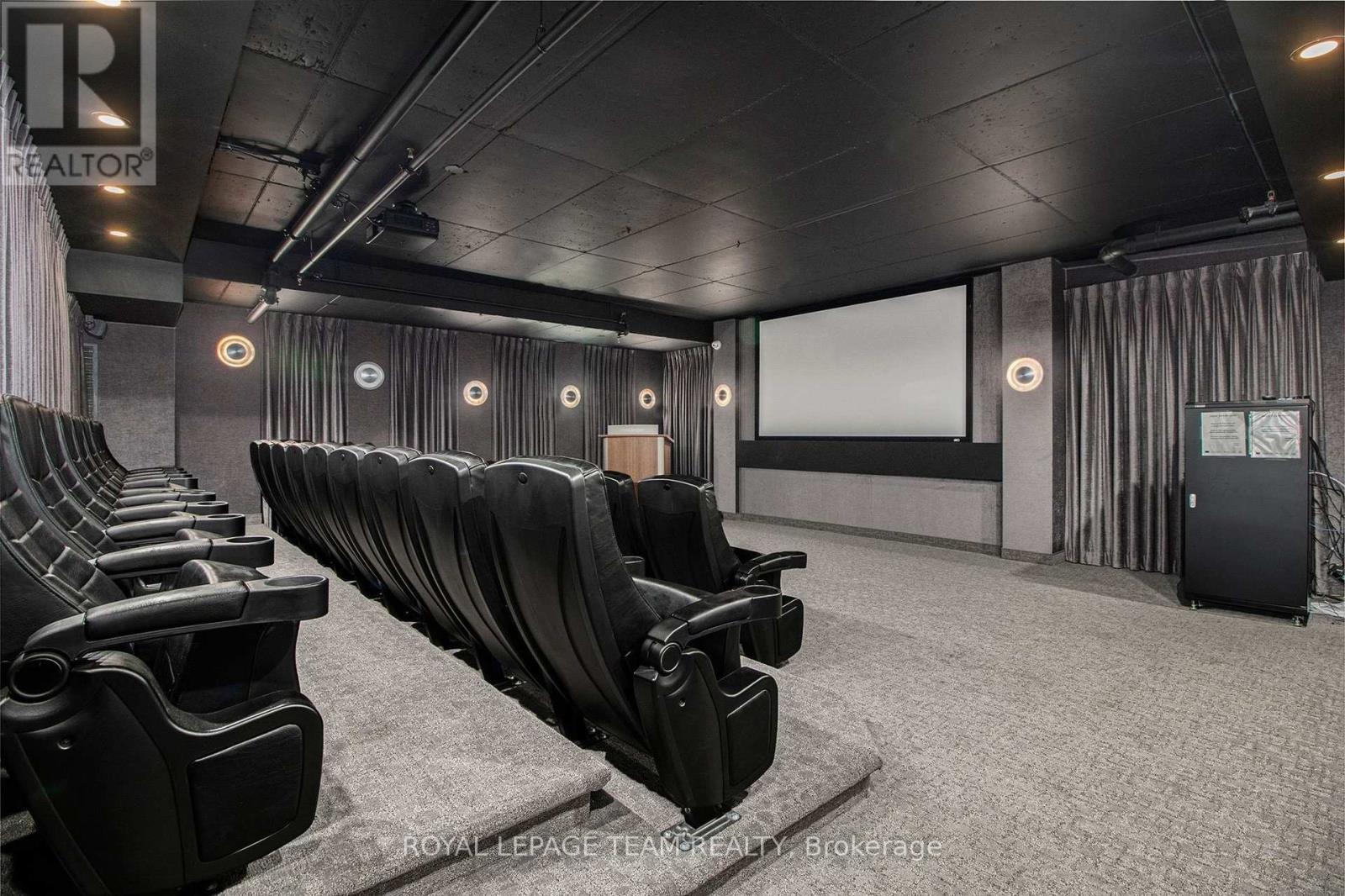 406 - 111 Champagne Avenue S