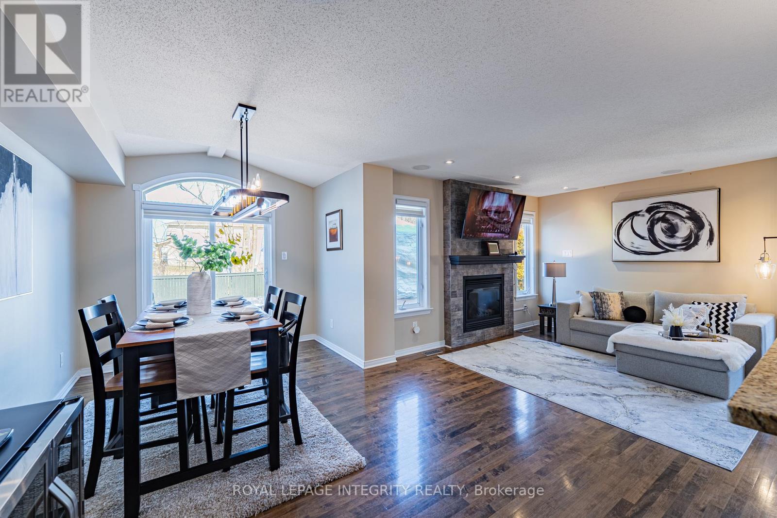 349 Celtic Ridge Crescent