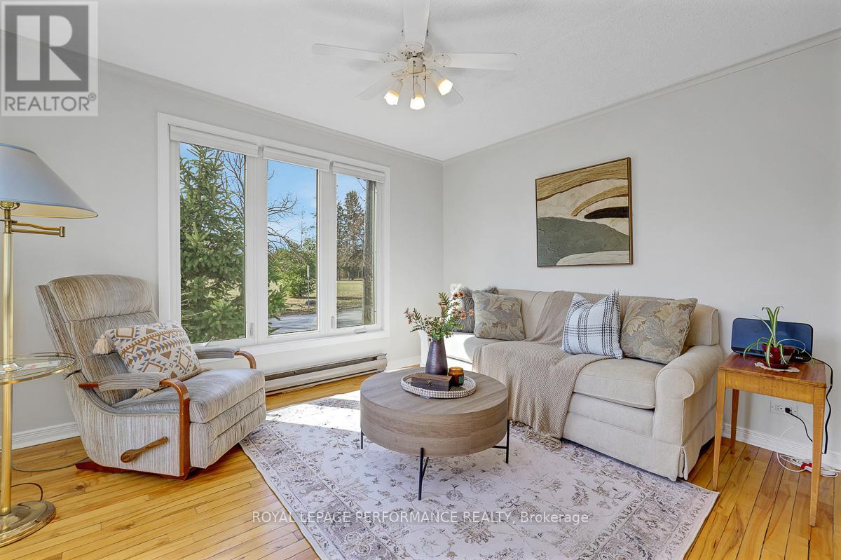 1141 North River Road