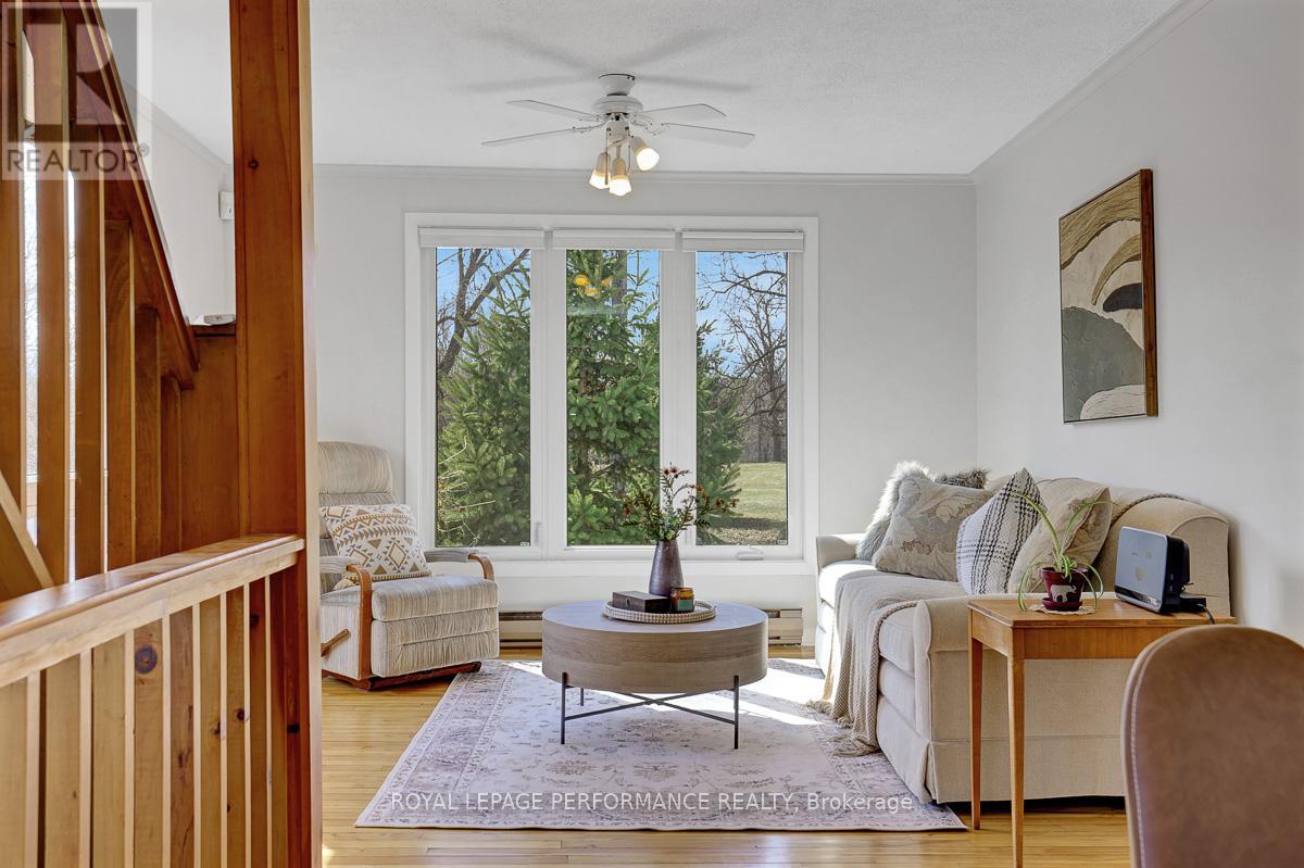 1141 North River Road