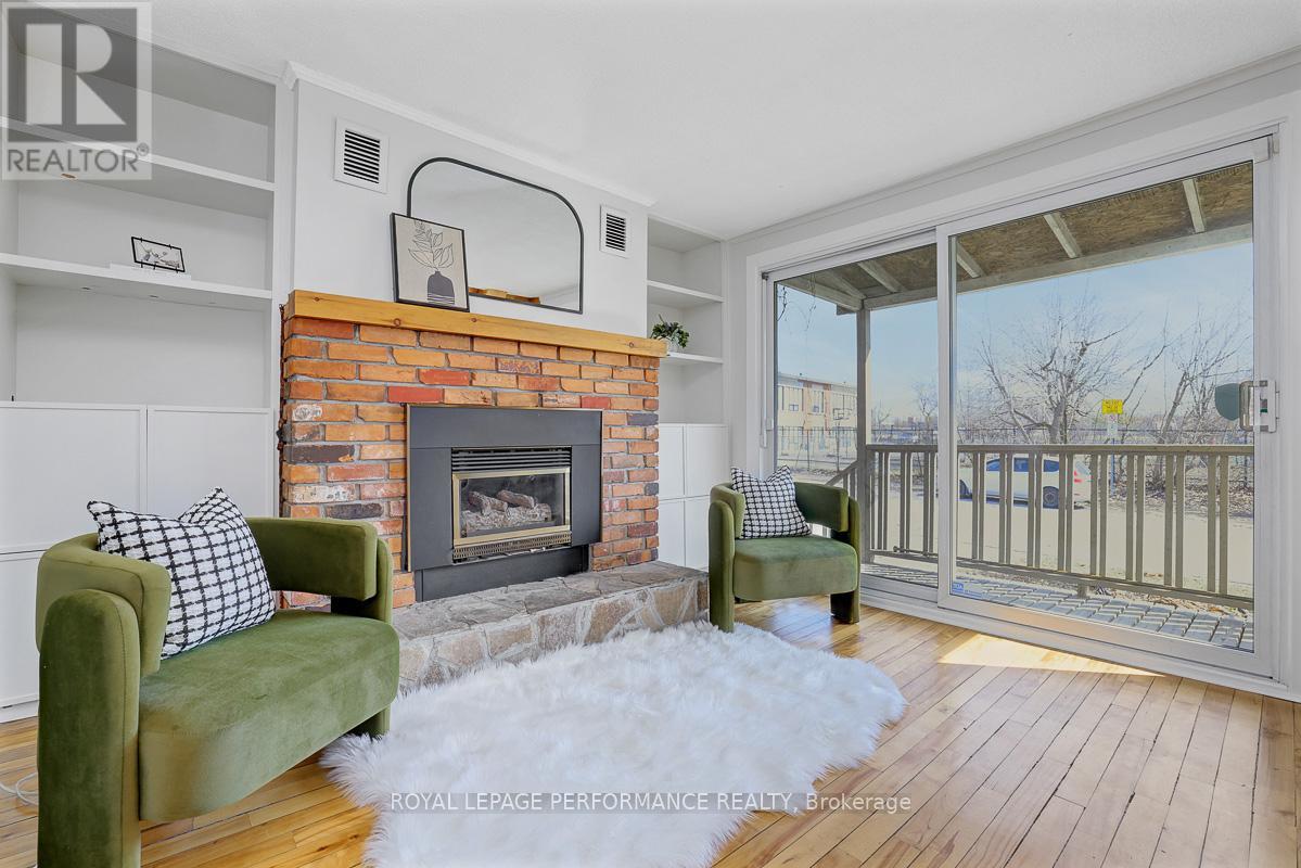 1141 North River Road