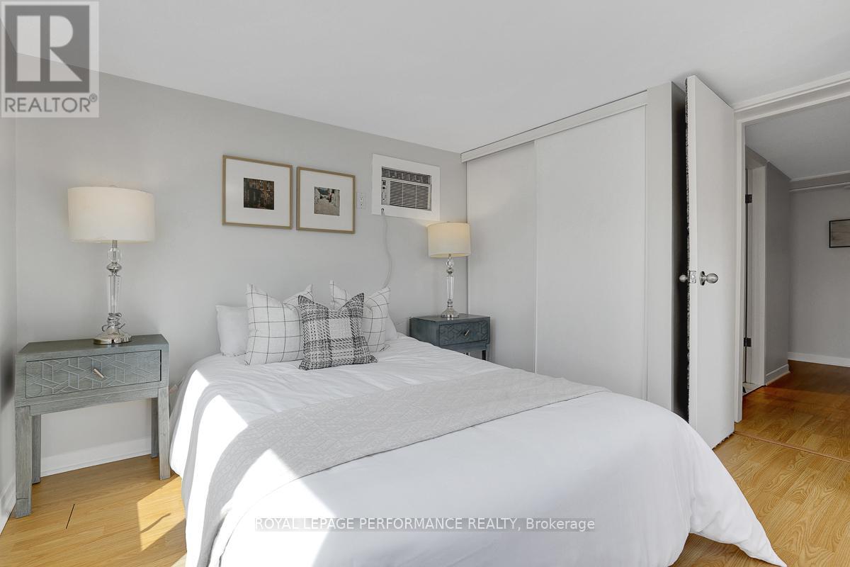 1141 North River Road