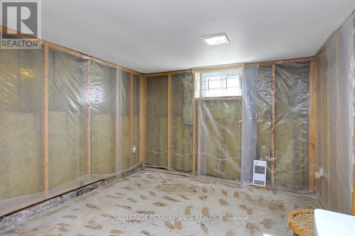 1141 North River Road