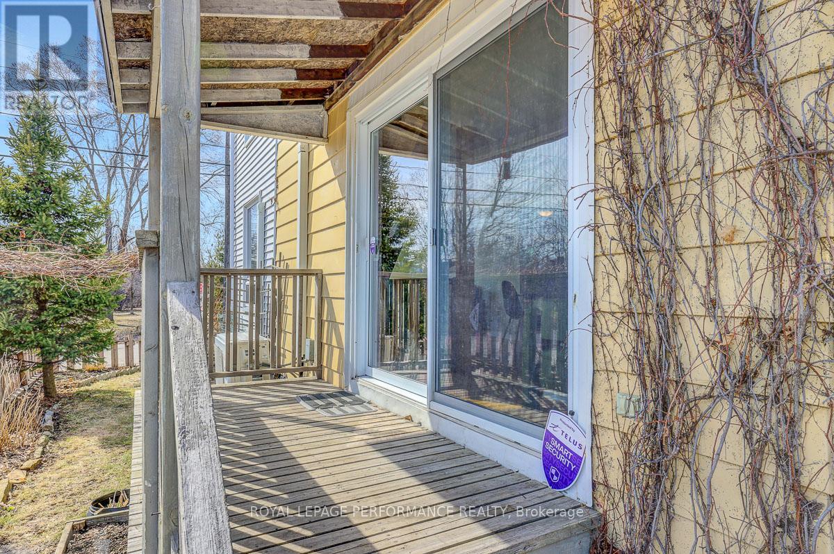 1141 North River Road