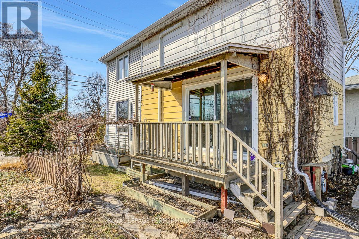 1141 North River Road