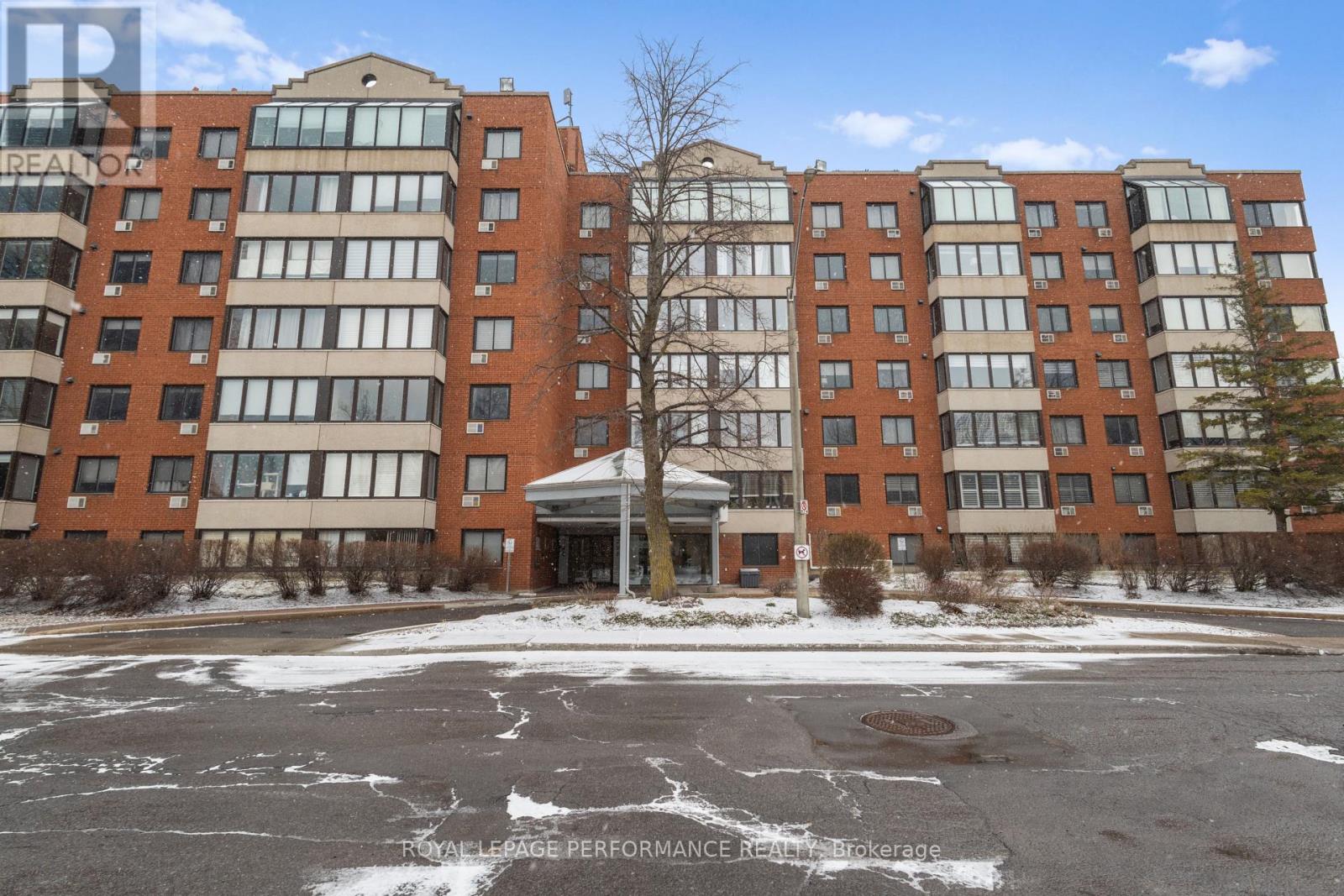 609 - 225 Alvin Road