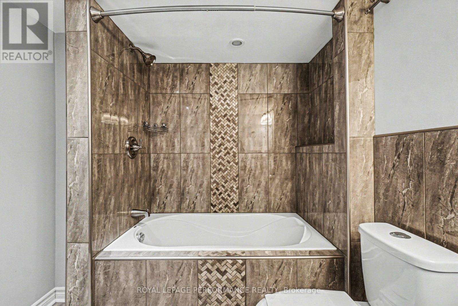 2733 Grand Canal Street