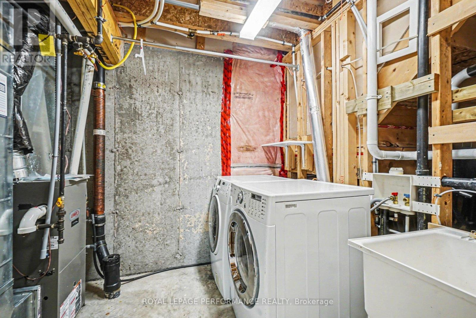 2733 Grand Canal Street