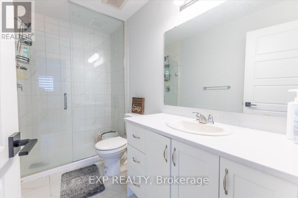 297 Billrian Crescent