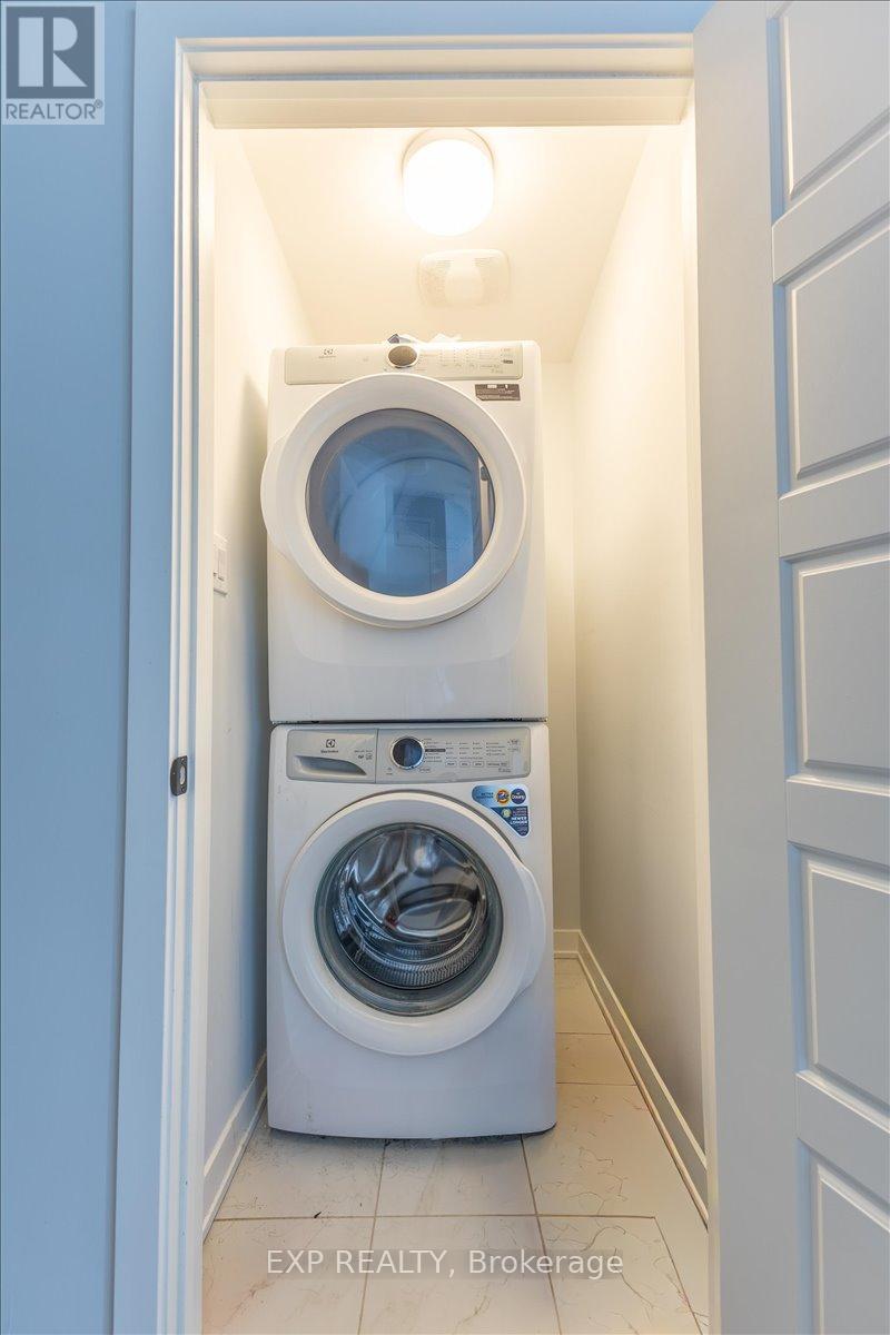 297 Billrian Crescent