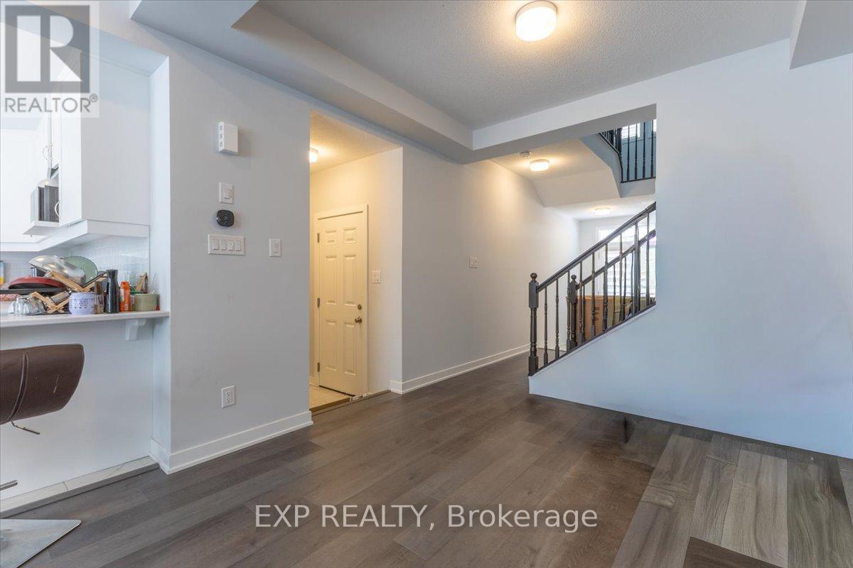 297 Billrian Crescent