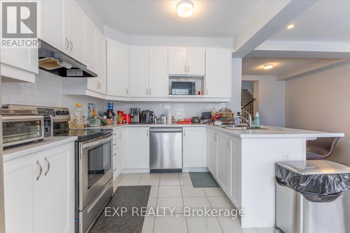 297 Billrian Crescent