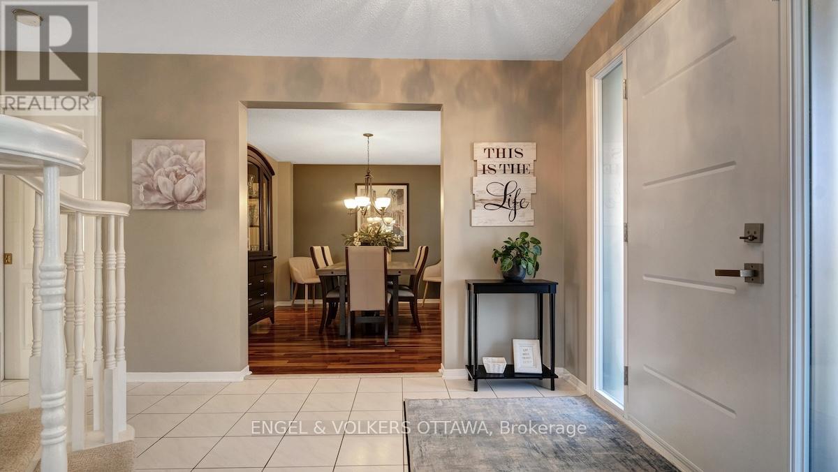 1263 Randboro Crescent