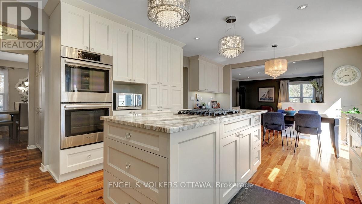 1263 Randboro Crescent