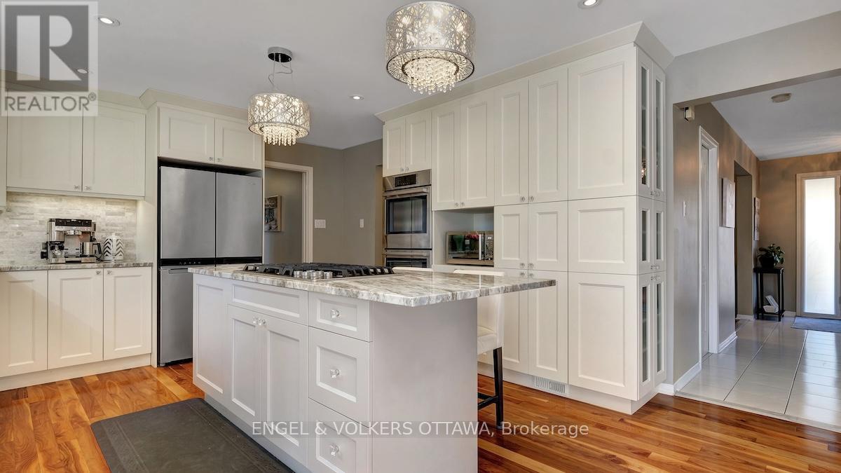 1263 Randboro Crescent