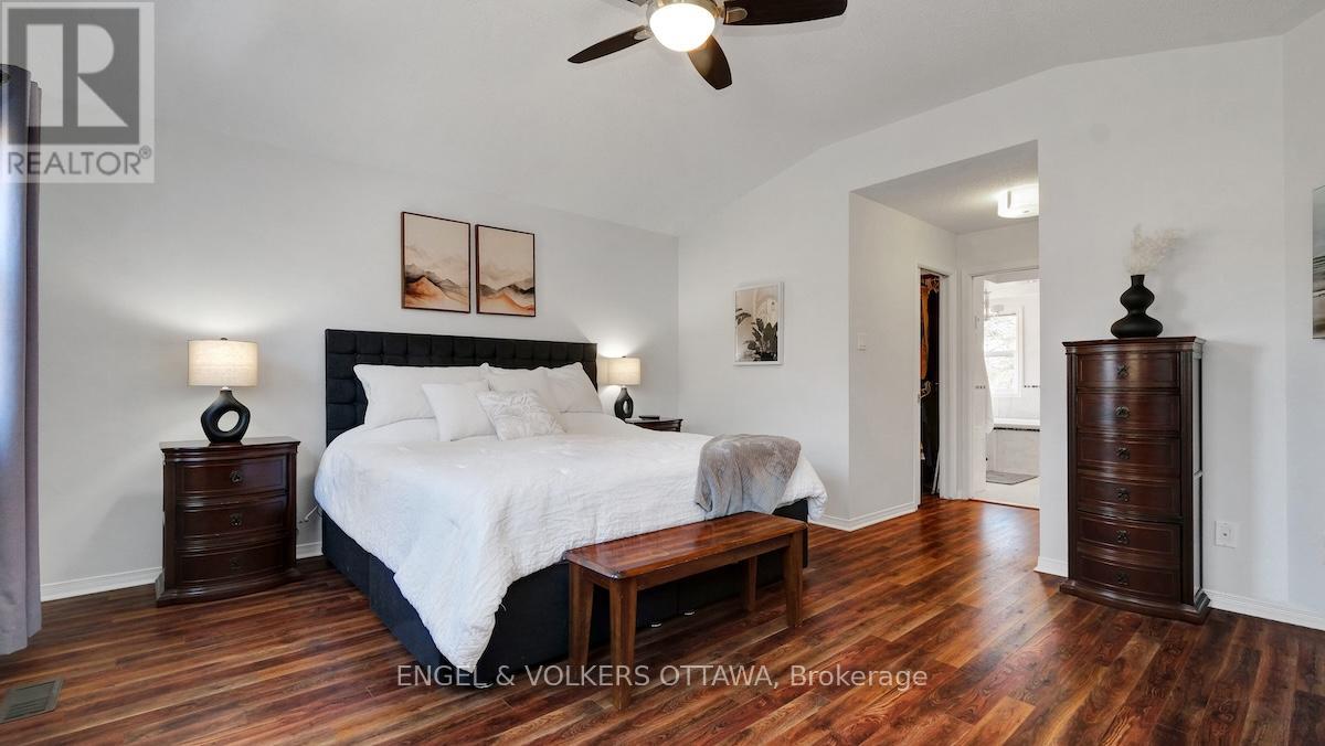 1263 Randboro Crescent