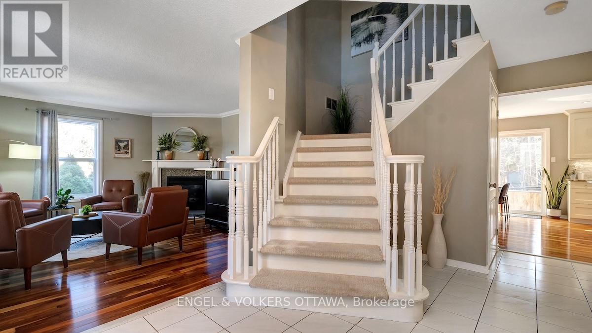 1263 Randboro Crescent