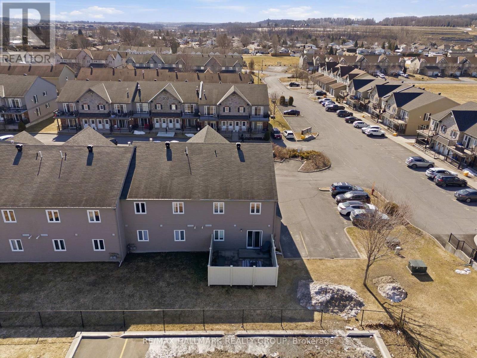 401 - 201 Eliot Street