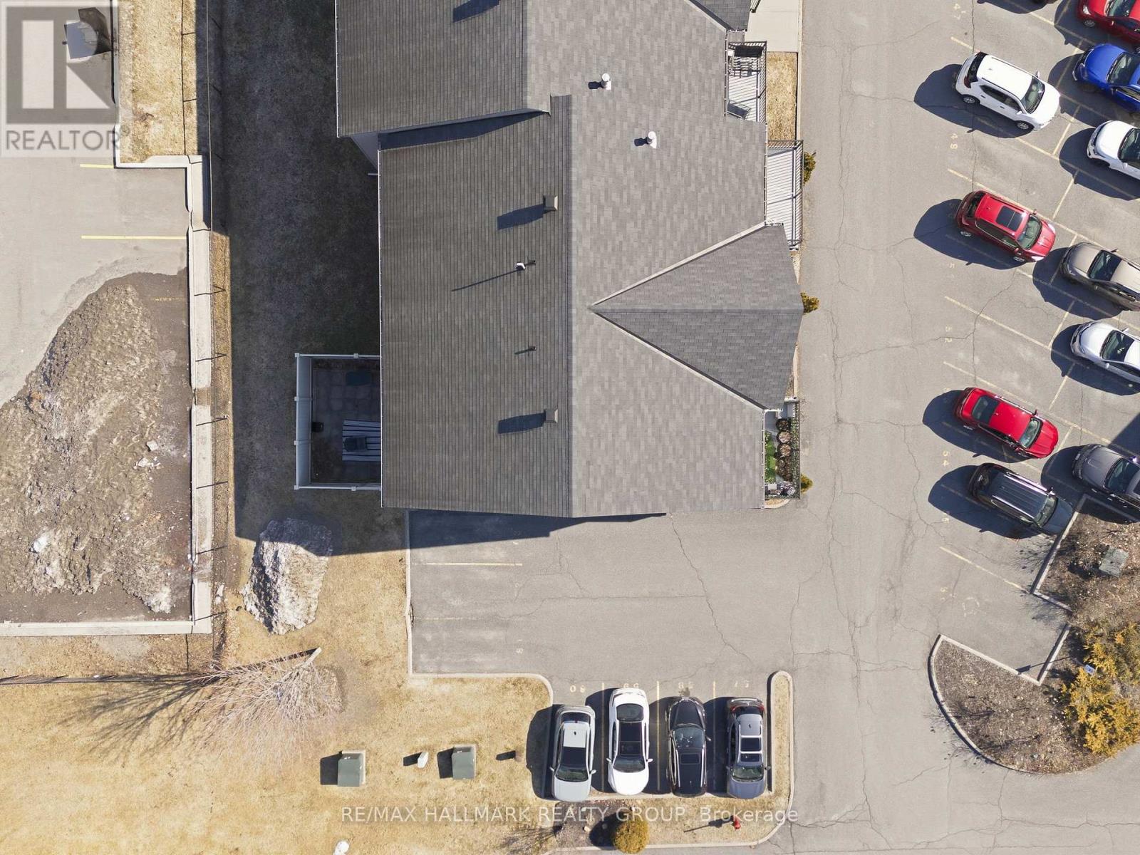 401 - 201 Eliot Street