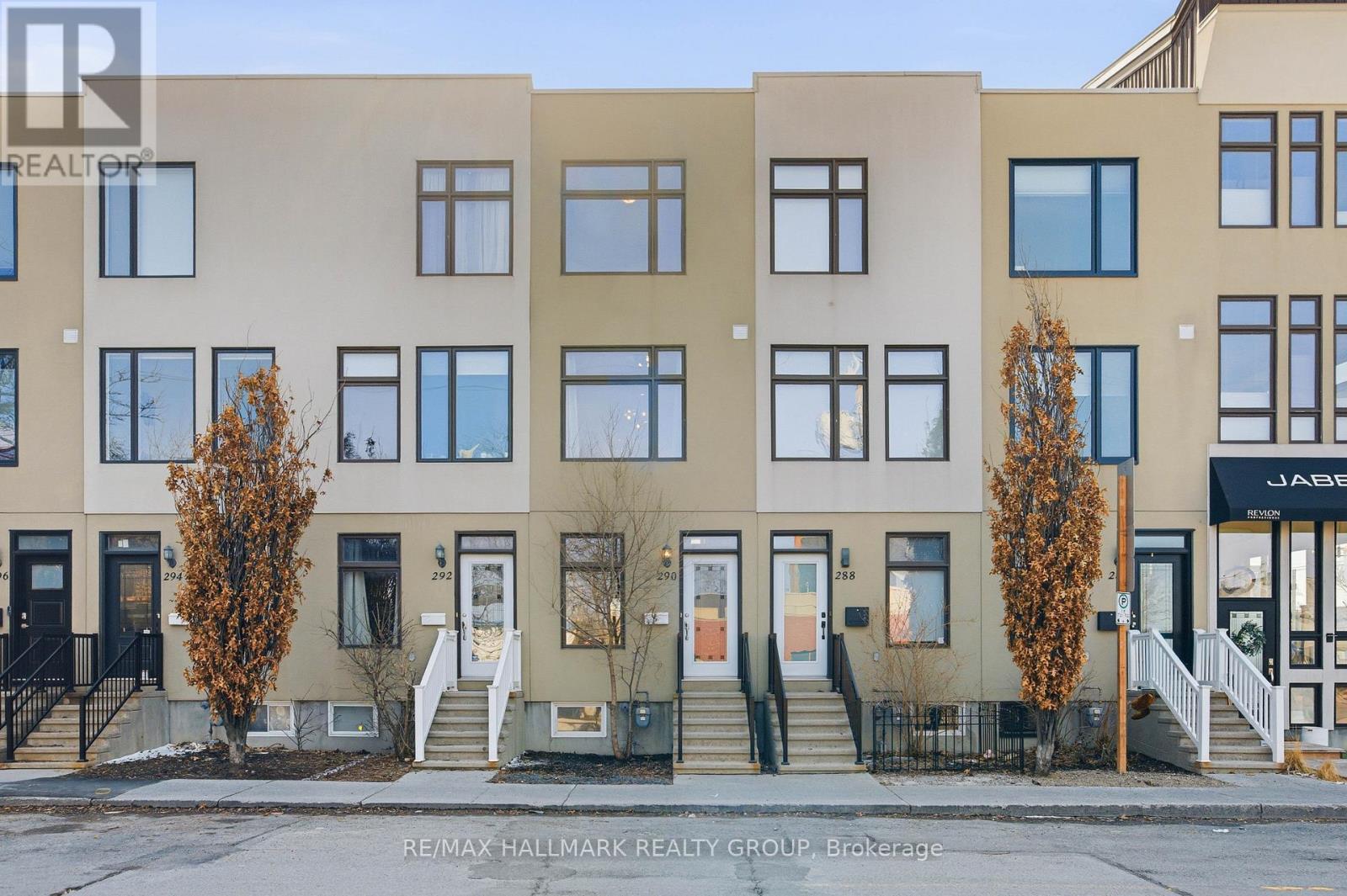 290 Cambridge Street N