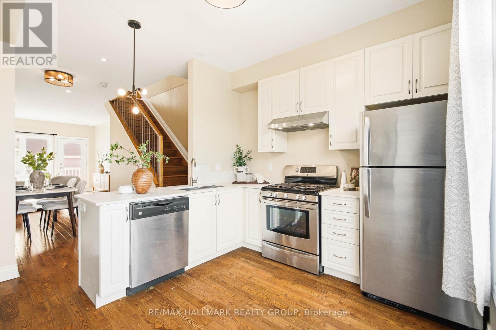 290 Cambridge Street N