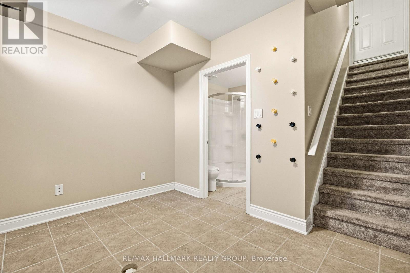 290 Cambridge Street N