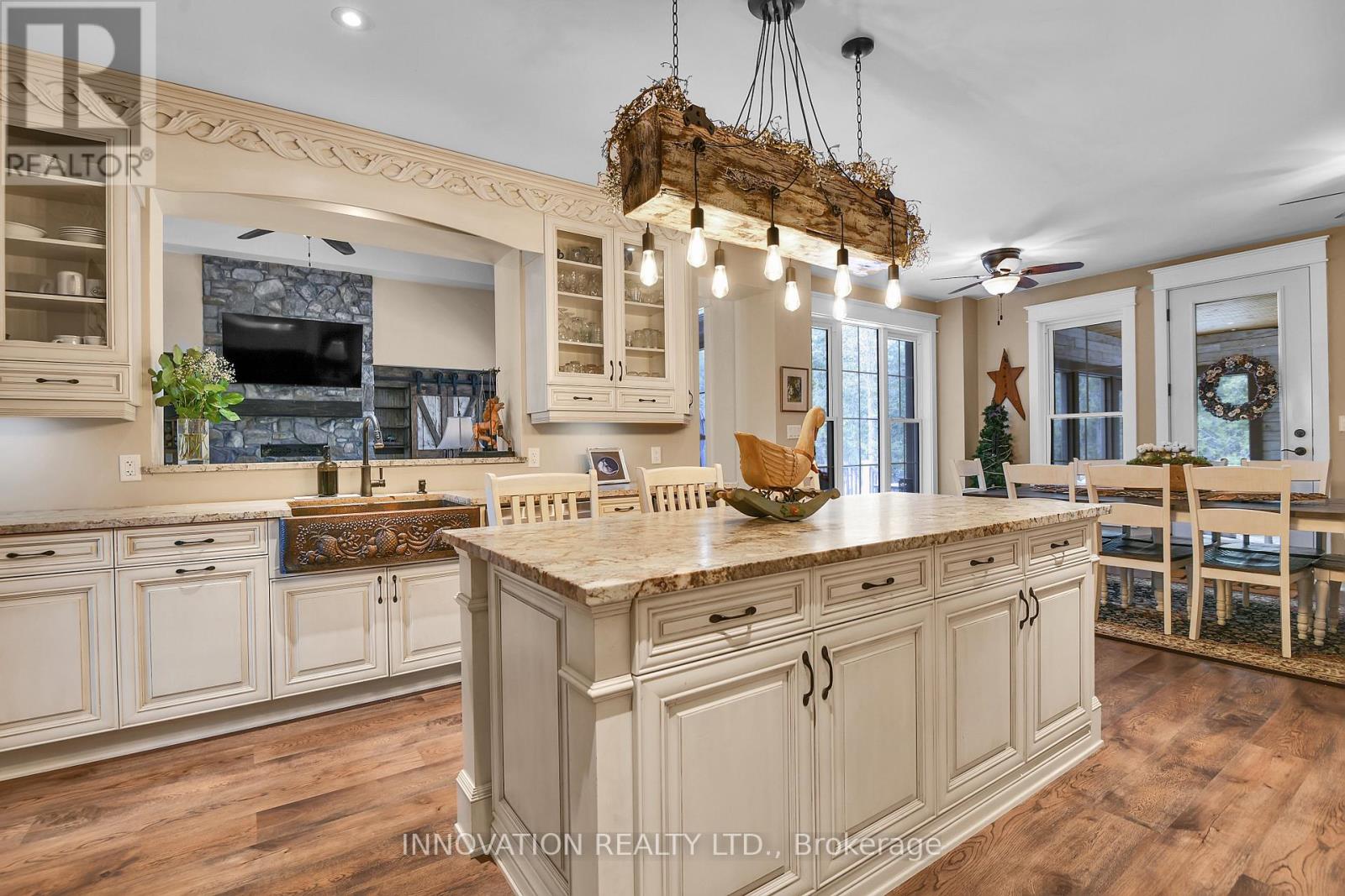 270 Maclarens Side Road