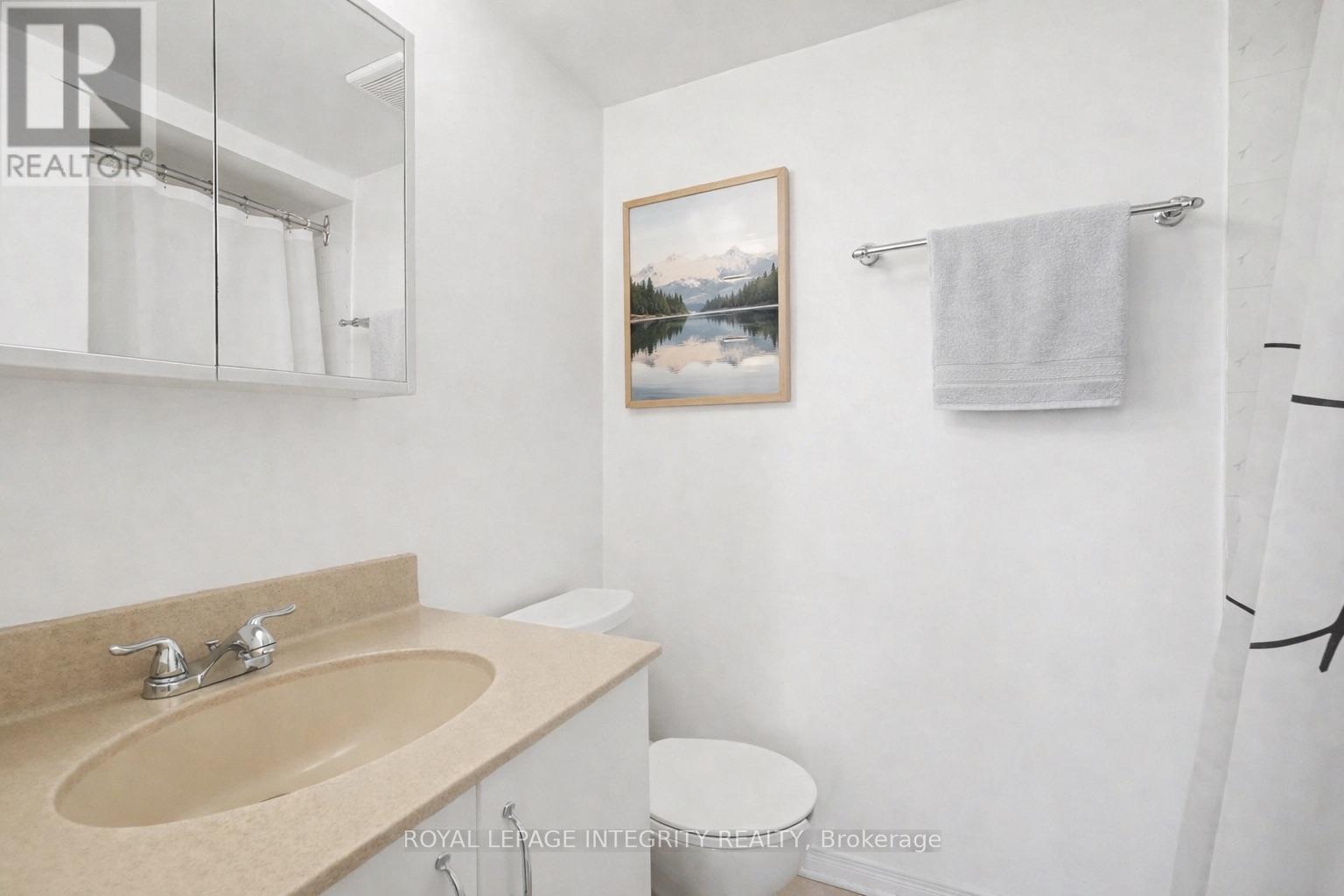 803 - 2625 Regina Street