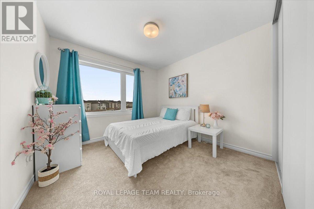 290 Turnbuckle Crescent