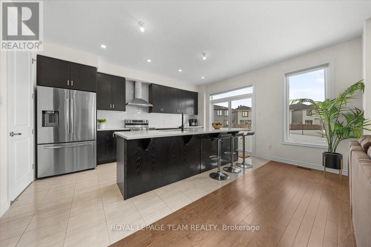 290 Turnbuckle Crescent