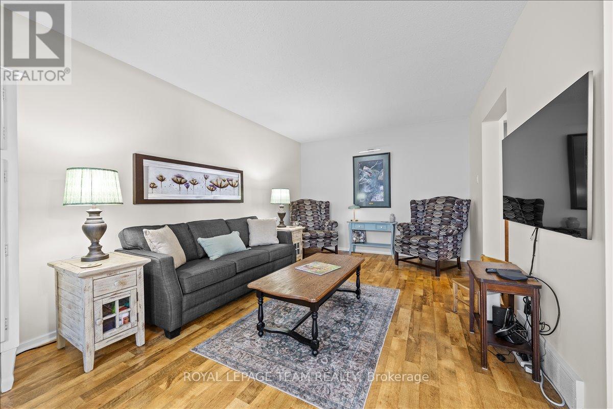 221 - 3310 Southgate Road